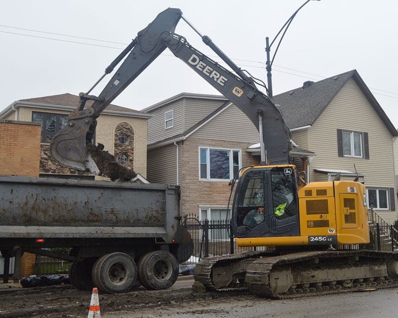 John Deere earthmover