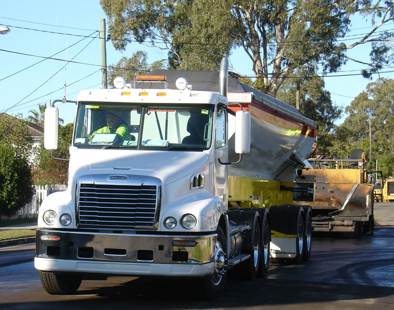 Freightliner heavy haulage road vehicle
