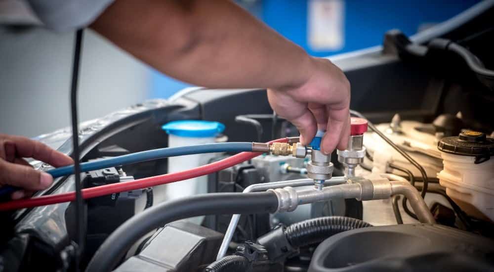 5 Warning Signs That Mean Your Car Needs Air Conditioning Repair