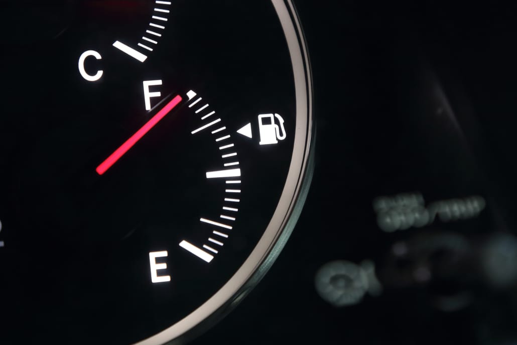 Fuel,Gauge,Showing,Full,Car,Fuel
